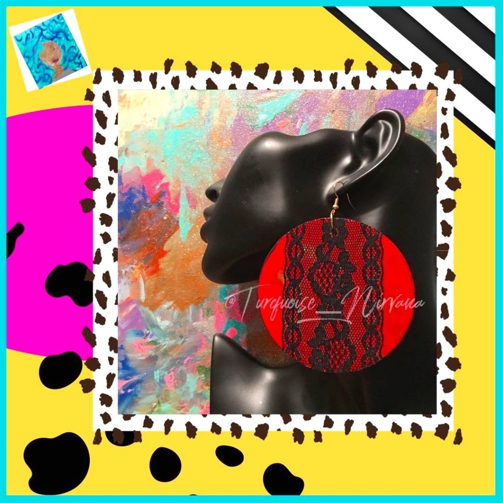 L-61: Red Gold Lacy Things Large Round Earrings